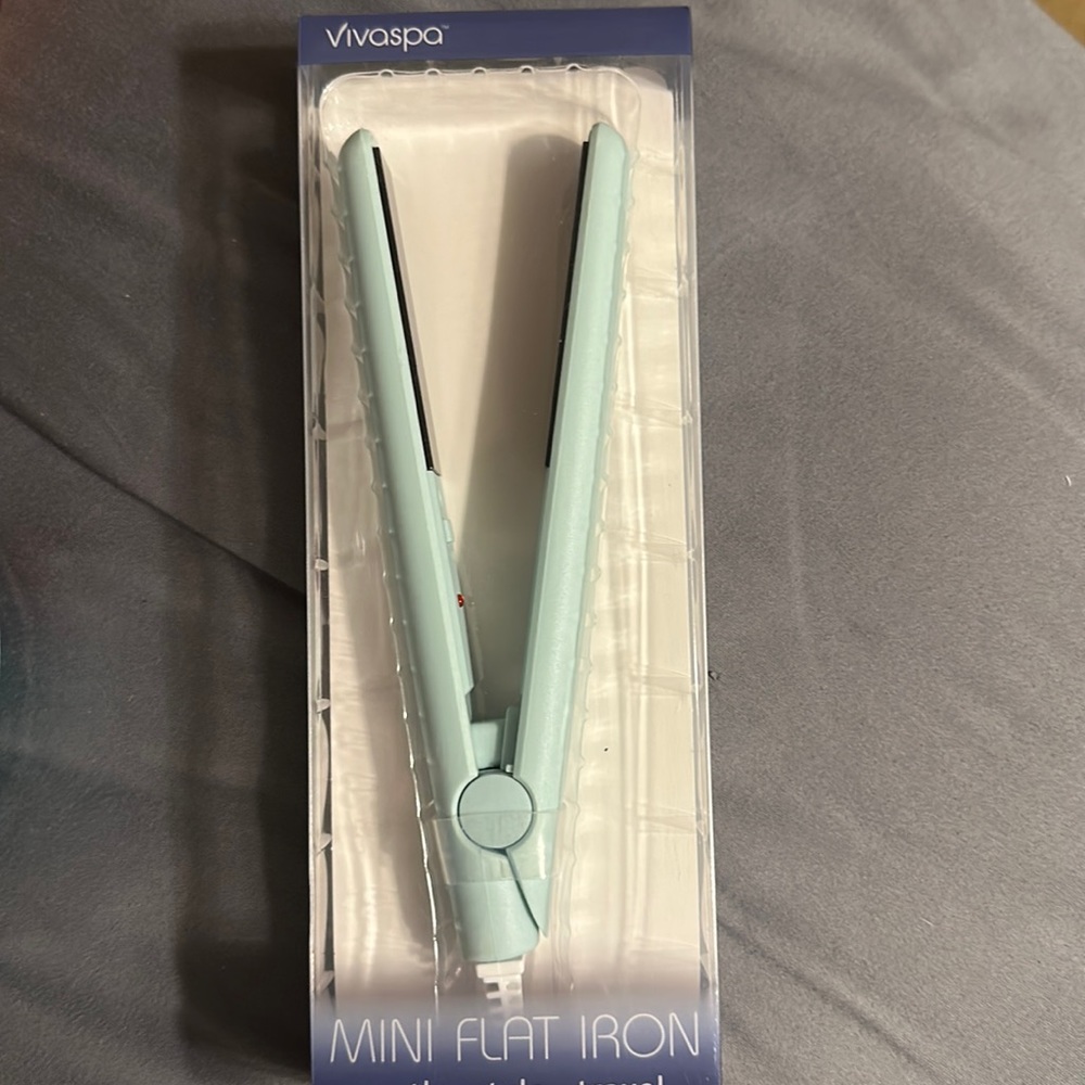 Vivaspa Mini flat iron